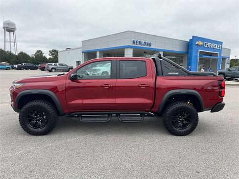 New 2025 Chevrolet Colorado ZR2 w/ Midnight Edition image 5