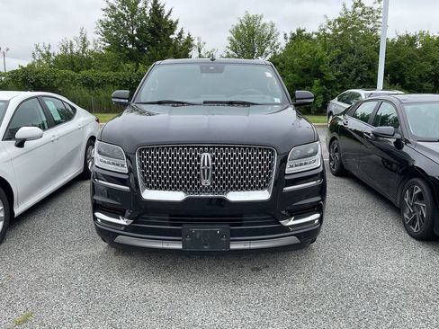 Used 2021 Lincoln Navigator Reserve w/ Luxury Package AWD/4WD image 4