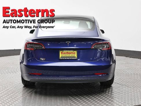 Used 2023 Tesla Model 3 Standard Range image 5