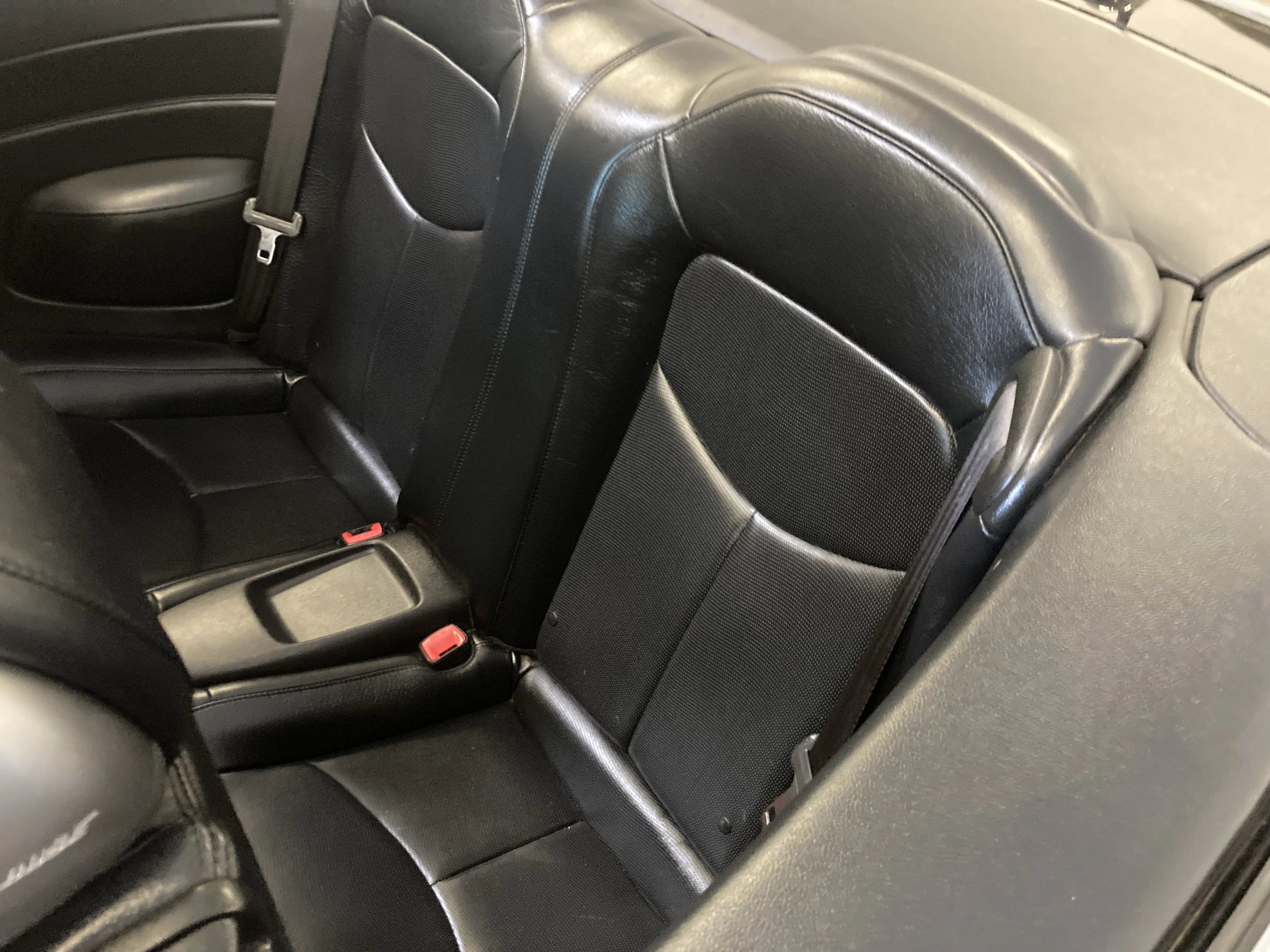 Used 2013 INFINITI G37 Convertible w/ Premium Pkg RWD image 37