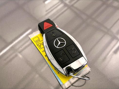 Used 2019 Mercedes-Benz GLA 250 image 9