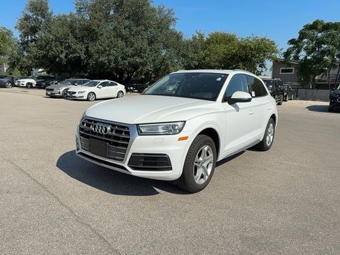 Used 2018 Audi Q5 2.0T Premium image 2