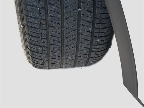 Used 2021 Ford Escape Titanium w/ Titanium Elite Package image 45