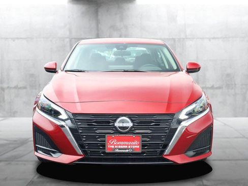 New 2025 Nissan Altima 2.5 SV w/ SV Special Edition Package image 4