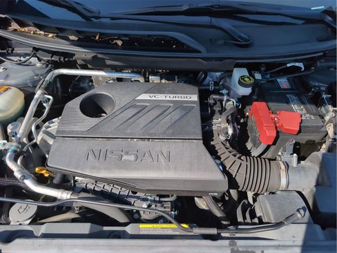 Used 2023 Nissan Rogue S FWD image 12