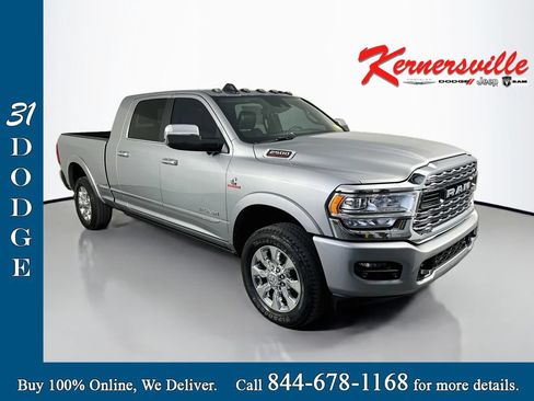 Used 2022 RAM 2500 Limited AWD/4WD image 1