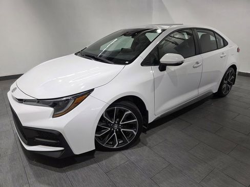 Used 2022 Toyota Corolla SE image 1