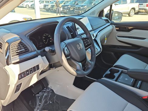 New 2026 Honda Odyssey Elite image 15