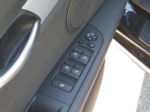 Used 2016 BMW Z4 sDrive28i RWD image 6