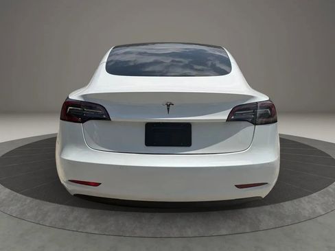 Used 2021 Tesla Model 3 Standard Range Plus RWD image 4