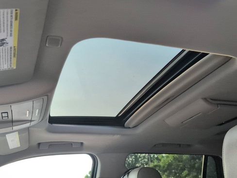 Used 2019 Chevrolet Tahoe LT RWD image 17