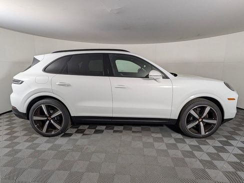 New 2026 Porsche Cayenne AWD/4WD image 8