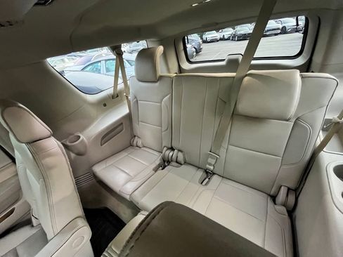 Used 2016 GMC Yukon XL Denali w/ Open Road Package image 7