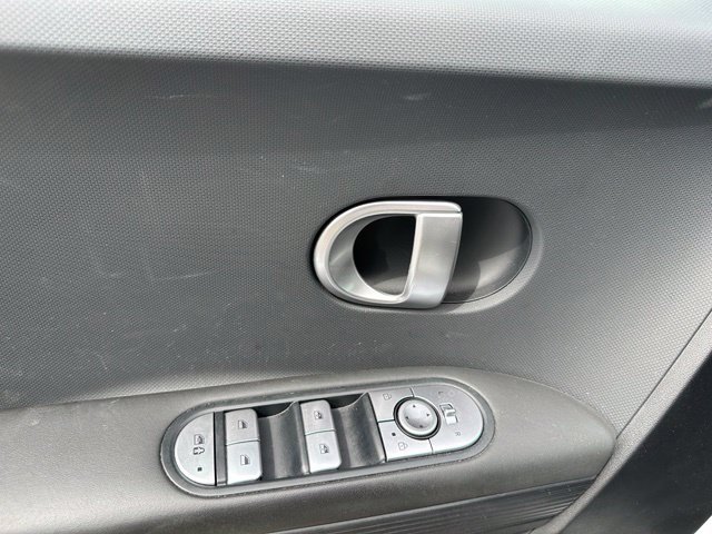 Used 2024 Hyundai Ioniq 5 SEL AWD/4WD image 18