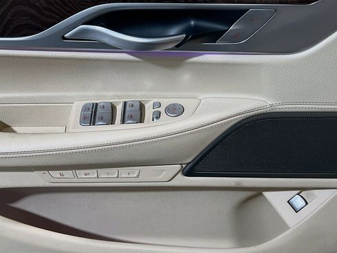 Used 2019 BMW 740i w/ Cold Weather Package image 14