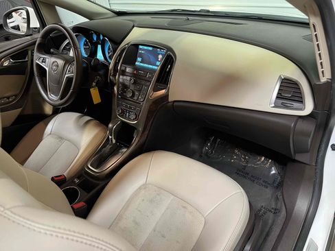 Used 2015 Buick Verano FWD image 35