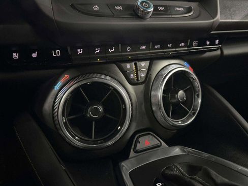 Used 2017 Chevrolet Camaro SS image 33