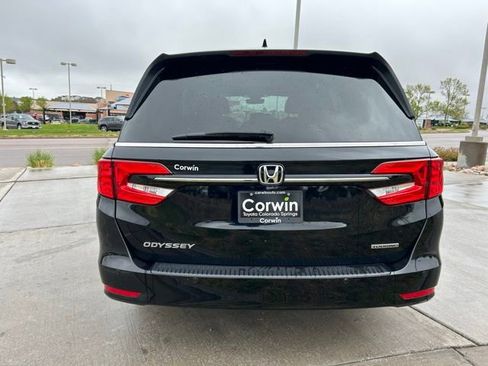 Used 2023 Honda Odyssey Touring image 7