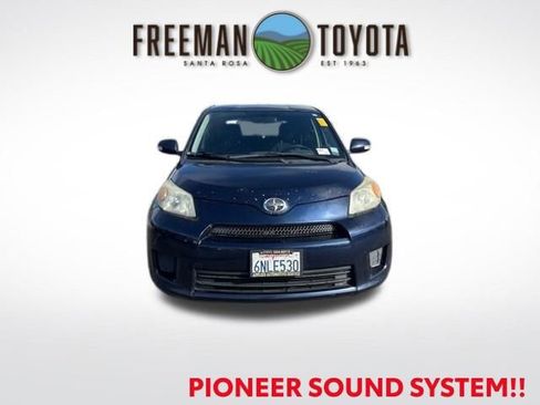 Used 2010 Scion xD image 2