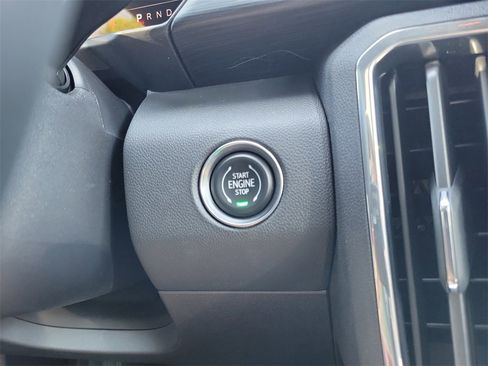 New 2025 GMC Acadia Elevation w/ Super Cruise Package image 21