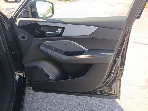 Certified 2025 Acura MDX SH-AWD image 27