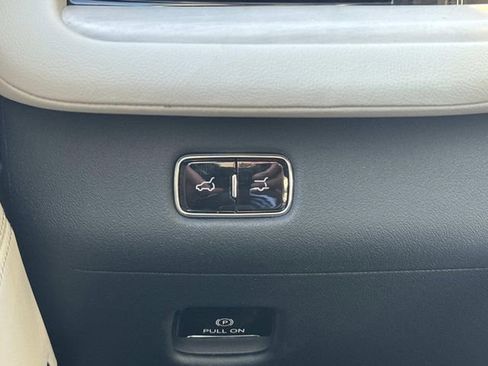 New 2026 Lincoln Navigator L Reserve AWD/4WD image 22