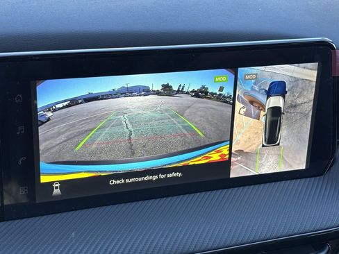 New 2026 Nissan Kicks SR image 17