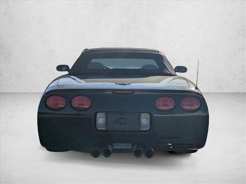 Used 2004 Chevrolet Corvette Convertible w/ Preferred Equipment Group image 6