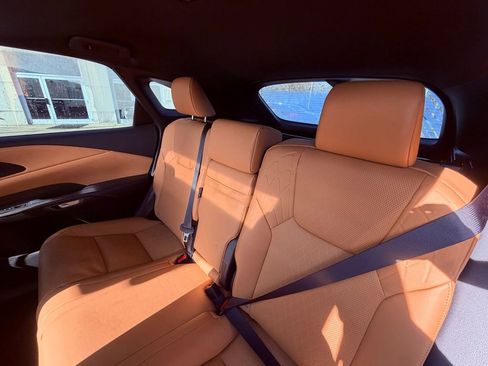 Certified 2025 Lexus RX 350 350h Premium Plus TECH&CONV. P w/ Convenience Package image 17