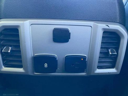 Used 2019 Ford F150 Lariat w/ Max Trailer Tow Package AWD/4WD image 24