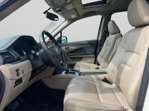 Used 2019 Honda Ridgeline RTL-T image 17