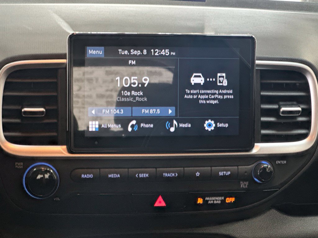 Certified 2026 Hyundai Venue SEL FWD image 16