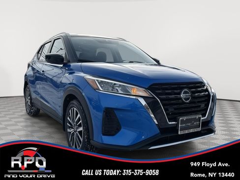 Used 2021 Nissan Kicks SV image 7