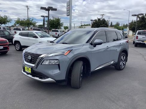 Used 2022 Nissan Rogue Platinum w/ Head-Up Display Package FWD image 5