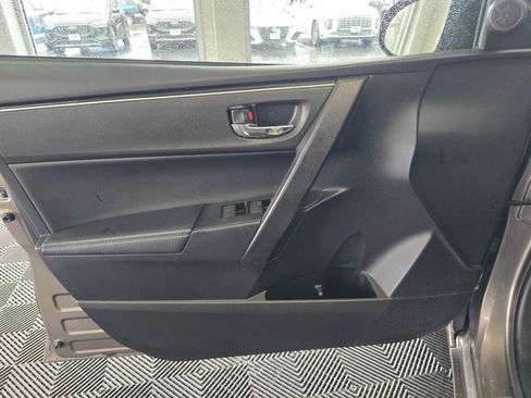 Used 2017 Toyota Corolla XLE w/ Carpet Mat Package (TMS) image 19