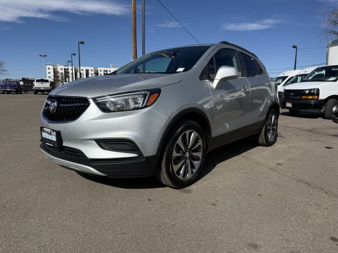 Used 2022 Buick Encore Preferred w/ Safety Package image 2