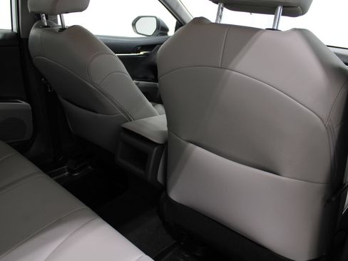 Used 2023 Toyota Camry SE AWD/4WD image 21