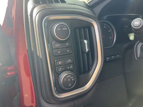 Used 2022 Chevrolet Silverado 2500 LTZ w/ LTZ Plus Package image 26