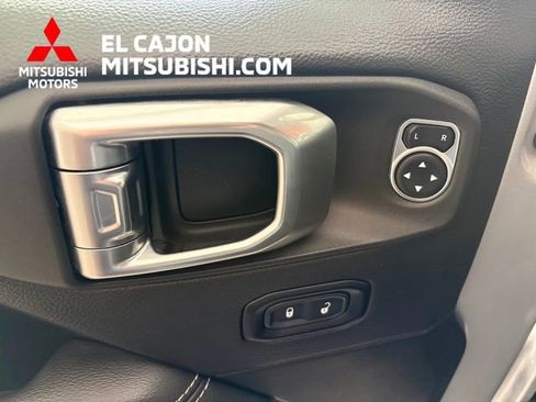 Used 2023 Jeep Wrangler Unlimited Sahara w/ Cold Weather Group AWD/4WD image 11