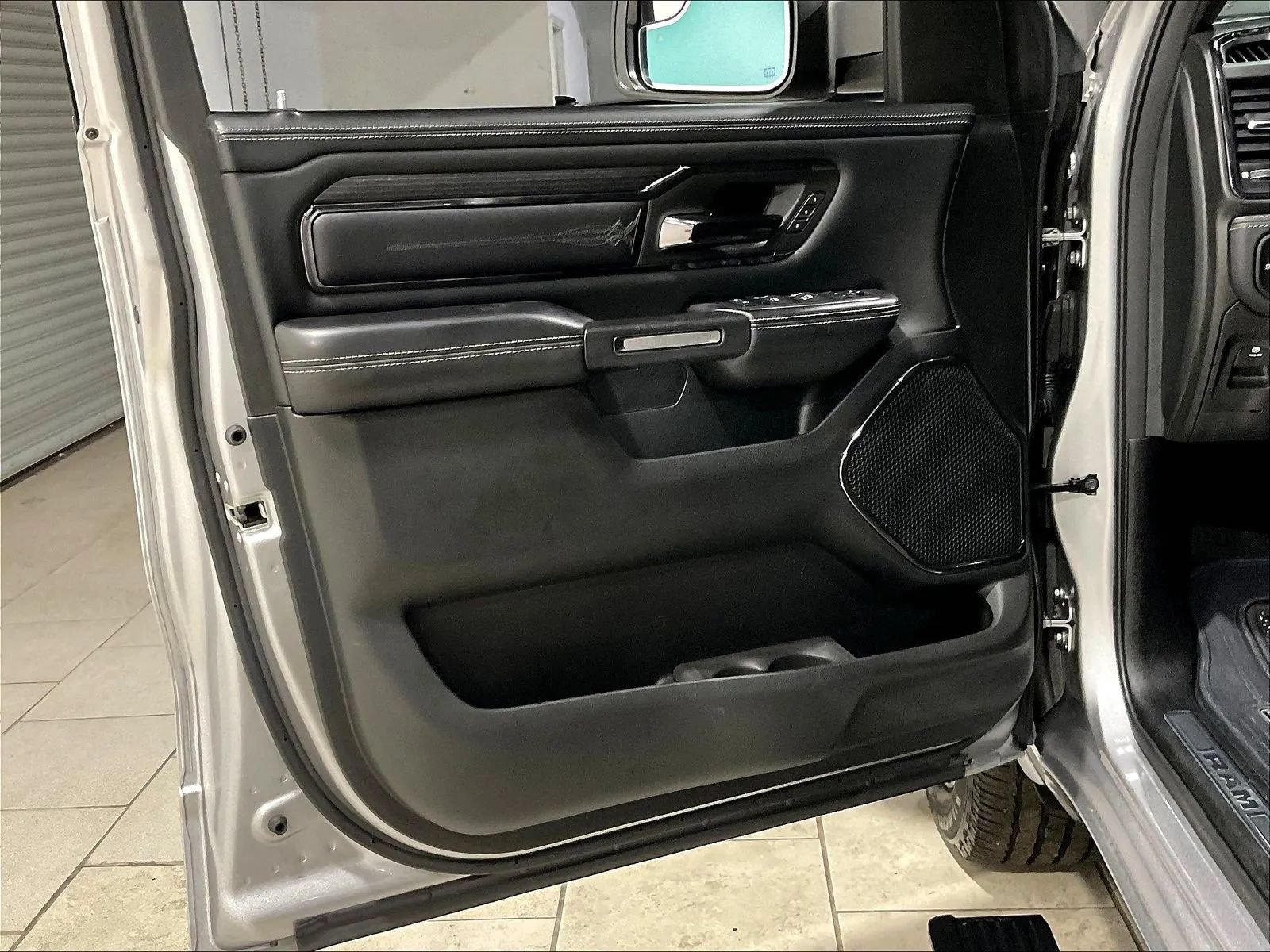 Used 2022 RAM 1500 Limited RWD image 18