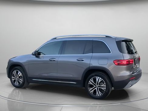 Used 2026 Mercedes-Benz GLB 250 w/ Exclusive Package image 18