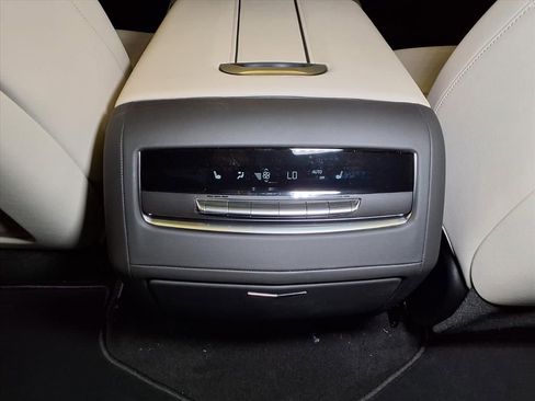 New 2026 Cadillac Escalade ESV Sport image 12