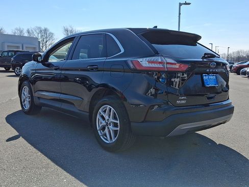 Certified 2022 Ford Edge SEL w/ Convenience Package AWD/4WD image 4