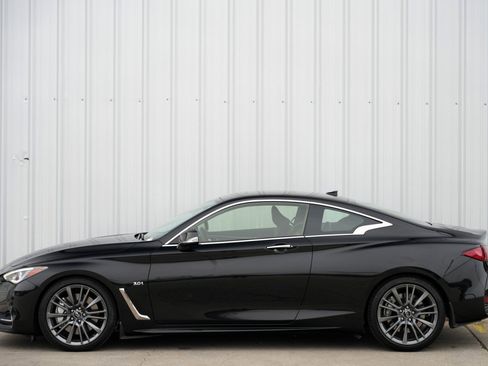 Used 2017 INFINITI Q60 3.0t Sport image 46