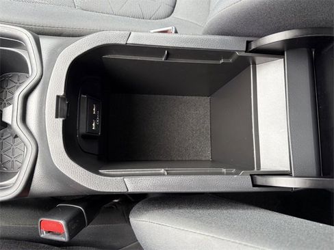 Used 2021 Toyota RAV4 XLE image 44