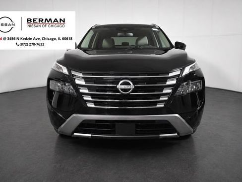 Certified 2025 Nissan Rogue SL AWD/4WD image 2
