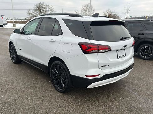 Certified 2022 Chevrolet Equinox RS image 4