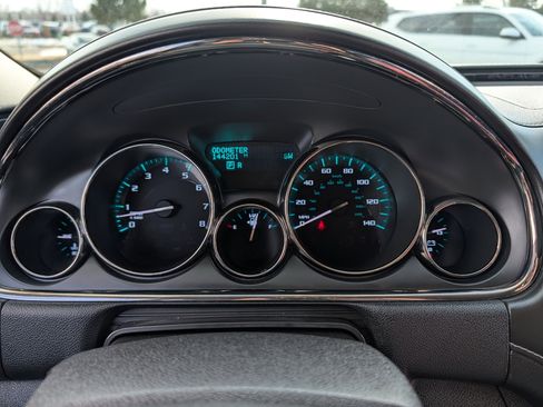 Used 2015 Buick Enclave Leather w/ Trailering Package image 21