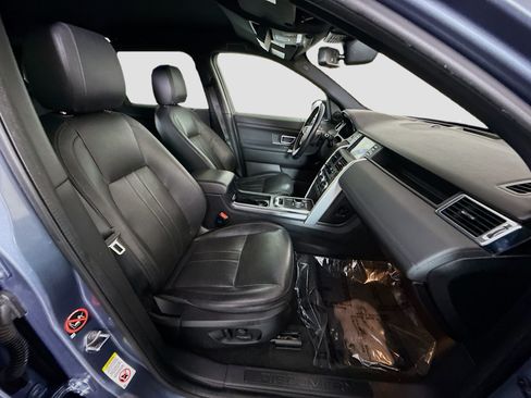 Used 2019 Land Rover Discovery Sport HSE AWD/4WD image 29