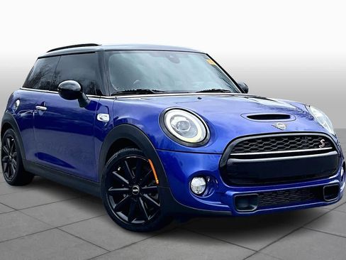 Used 2019 MINI Cooper S image 3